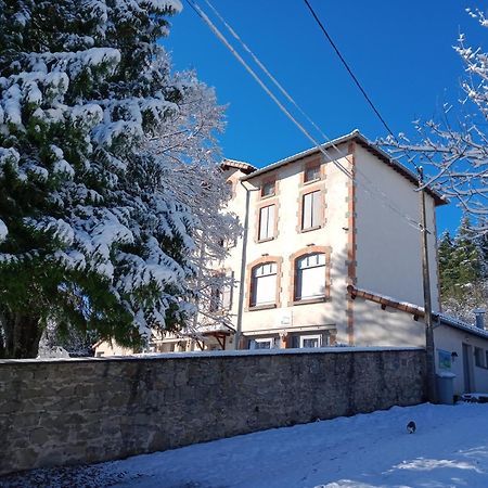 Gite Des 3 Etangs Malvières Exterior foto